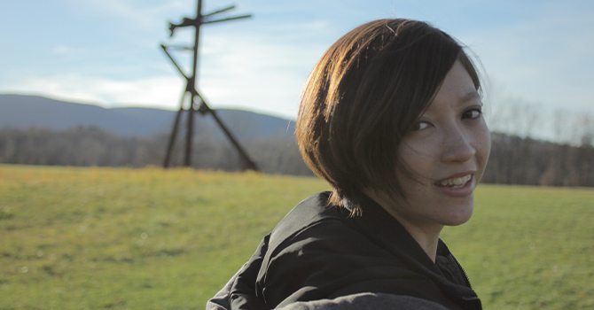 監督：山崎エマ